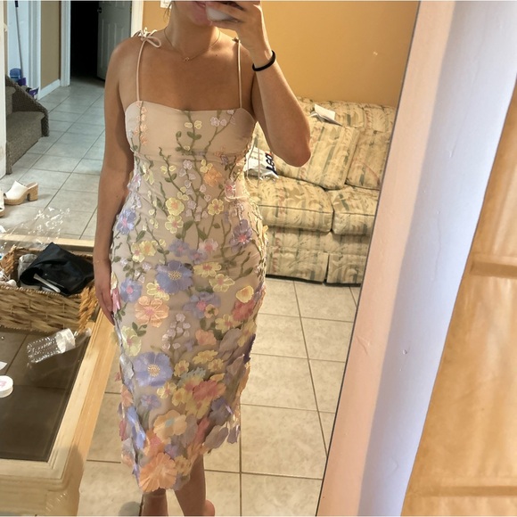 Floral Wedding guest dress NWT!!! - Picture 2 of 3